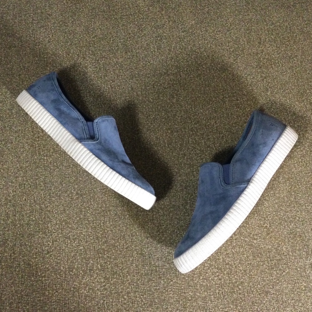 Frye Camille Blue Suede Slip On Sneakers - Picture 3 of 10